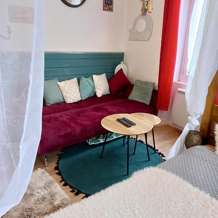 Studio Du Voyage Gare D Auray Brech ภายนอก รูปภาพ
